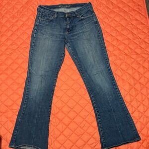 Old Navy Women's Flare Jeans in Deep Blue